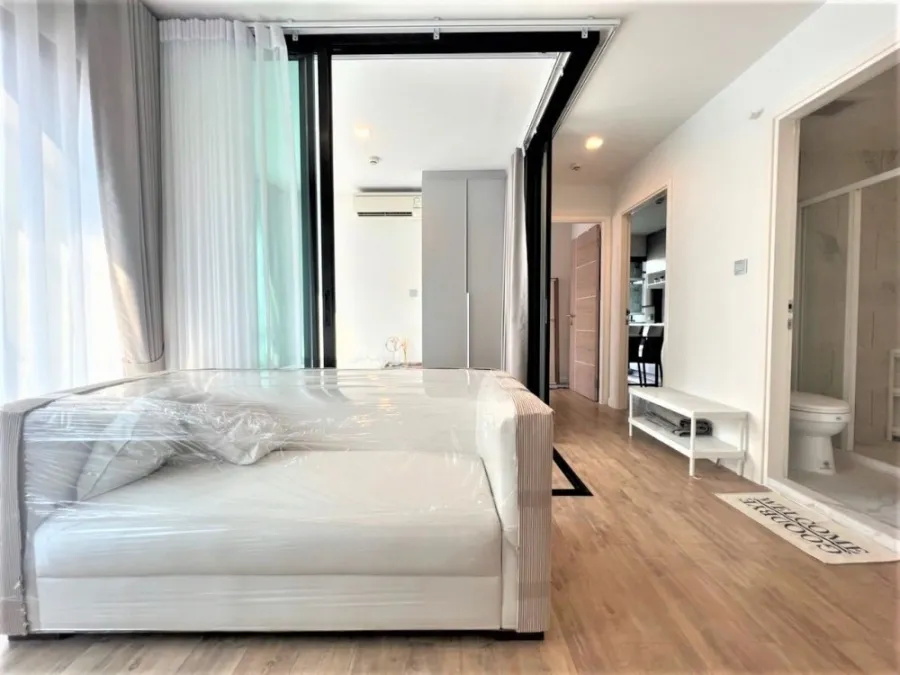 For rent, H2 Condo, Ramintra 21, corner room, privacy, north face, best price, interested, hurry up to reserve.