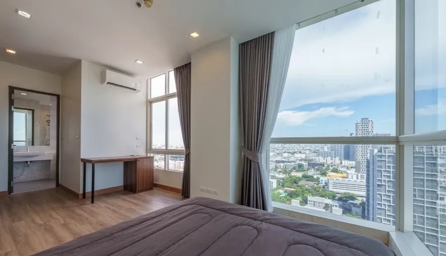 ให้เช่า Ideo Verve Sukhumvit 2 ห้องนอน ห้องมุม ได้ความเป็นส่วนตัว สนใจจองเลย ด่วนๆ