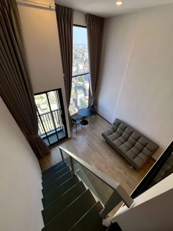 ให้เช่า Soho bangkok รัชดา ชั้น 20 วิวดี ห้องแบบ Duplex หันทางทิศเหนือ ไม่ร้อน แบบนี้ต้องจอง