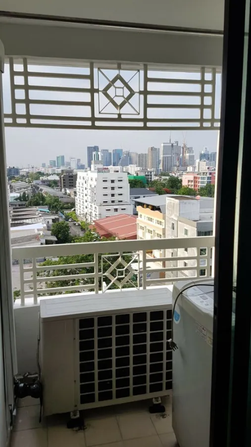 ให้เช่า คอนโด ลุมพินี วิลล์ พหล-สุทธิสาร เฟอร์นิเจอร์ครบ พร้อมเข้าอยู่ จองเลย!