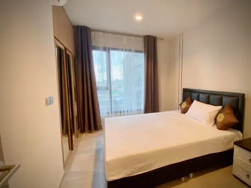 sell Life Asoke Rama 9 Nice decorated room With a good built in wardrobe, the price is not strong, you must not miss it
