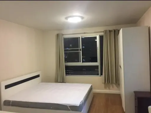 For rent: One X Sukhumvit 26, high floor, beautiful view, complete with furniture and electrical appliances.