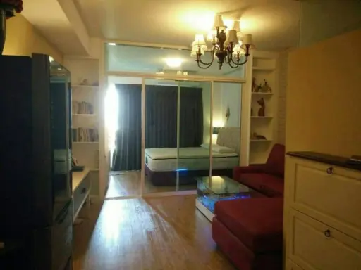 Condo for rent, Supalai River Resort, fully furnished, beautiful view, overlooking the Chao Phraya River on the side of the Krungthep Bridge.