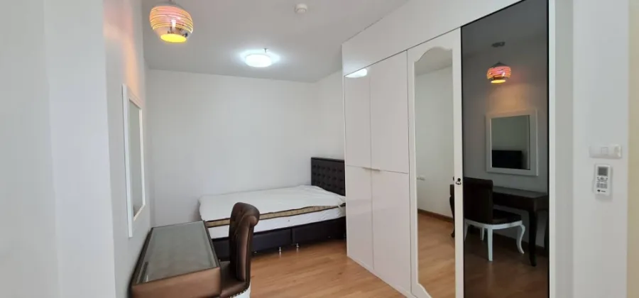 Condo for rent Supalai Veranda Rattanathibet spacious room good wallpaper I was told that I had to reserve.