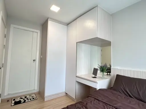 Condo for sale: Plum Condo Mix Chaengwattana. Ready to move in. Nicely built-in bedroom. Reserve now before it's too late+++