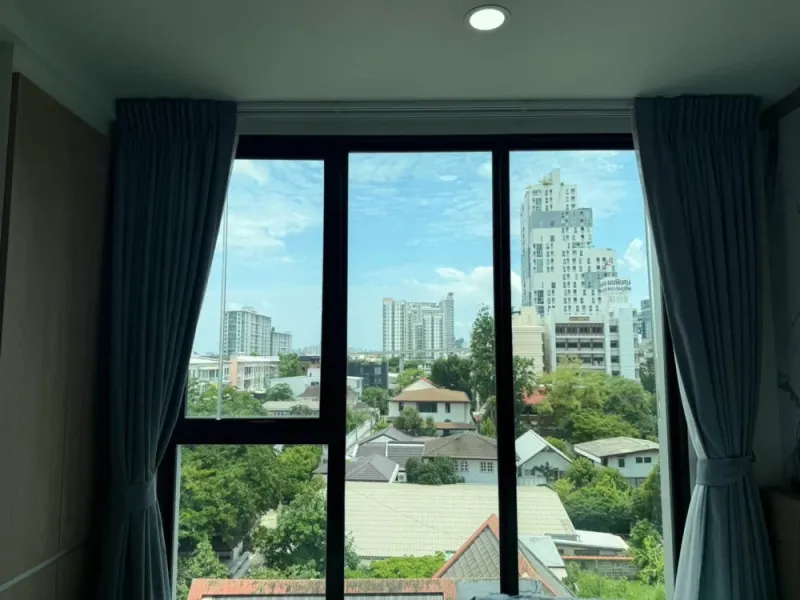 ปล่อยห้องเช่า คอนโดออริจิ้น รัชดา-ลาดพร้าว Type 1 bed plus วิวโล่ง ทิศใต้ ห้องติดฟิล์มกันร้อน เครื่องใช้ไฟฟ้าครบ จองเลย