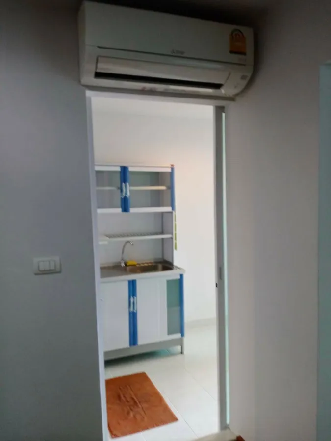 Condo for rent, Regent Home 25, Tiwanon, the room is ready, the price is not strong, I can tell you that you should not miss it.