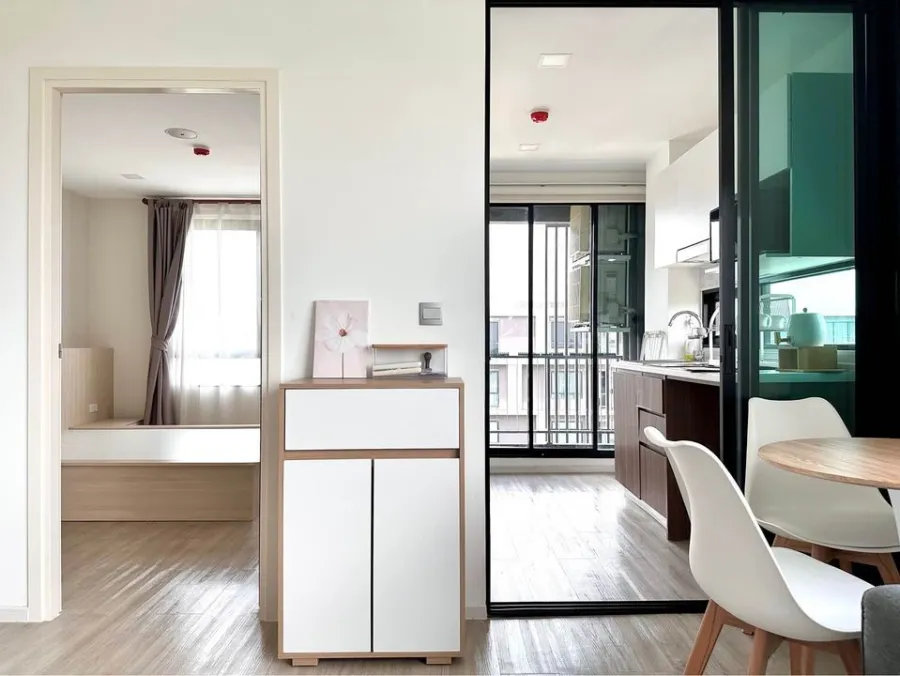 For rent: Atmoz Ladprao 71, 8th floor, 1 Bedroom Exclusive room, fully furnished, livable, great view, book now, urgent.