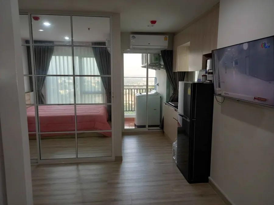 Sell The Crystal Bliss Rattanathibet, corner room, Chao Phraya River view, spacious room, nice, fully furnished, book now, hurry up.