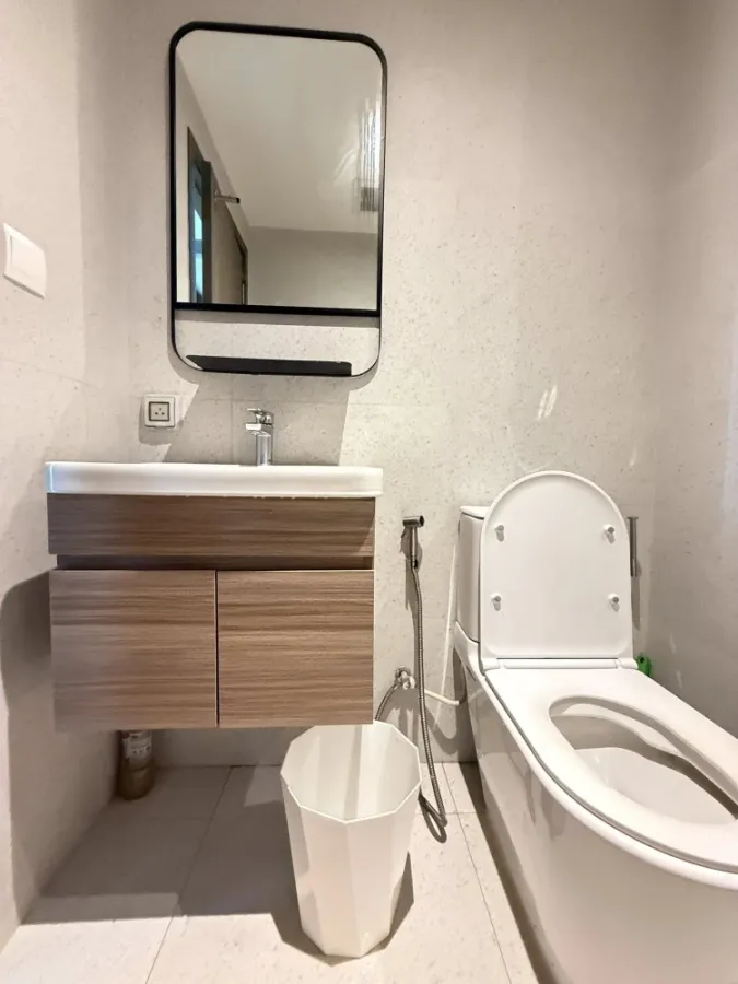 Condo for rent: The Privacy S101. Ready to move in, fully furnished. Book today! Don't miss out!