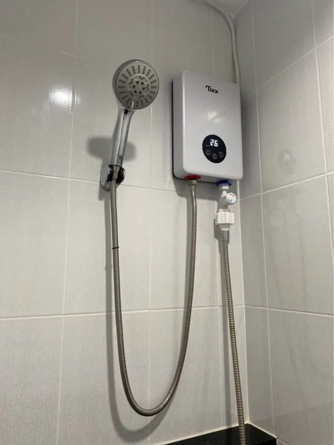 For rent: Asakan Place Srinakarin, a nice room, comes with furniture, electrical appliances, just drag your bags and move in.