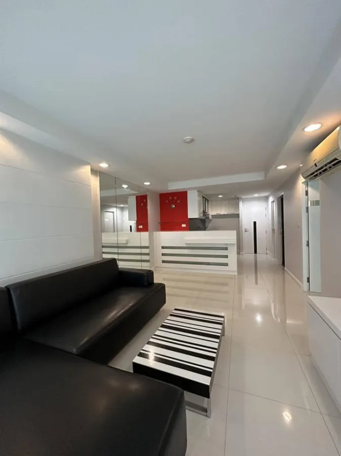 ขาย คอนโด The Kris Express 2 ห้องกว้าง โล่ง โปร่ง ตกแต่งครบ พร้อมเข้าอยู่ รีบจองก่อนพลาดน้า