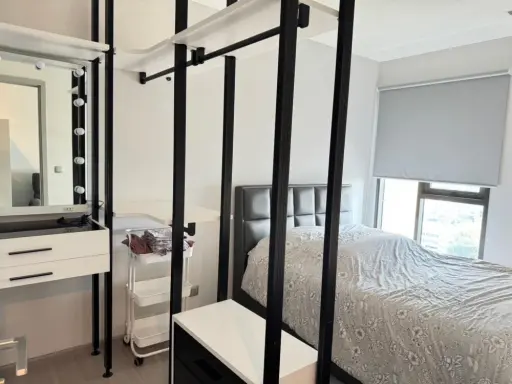 Condo for rent, Life Sukhumvit 62, separated room. Complete set of furniture + electrical appliances. Reserve now.