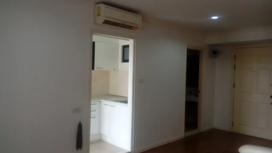 Sell, rent, Lumpini Place Narathiwat-Chaopraya, 19th floor, beautiful river view. The most popular center. If interested, reserve now.