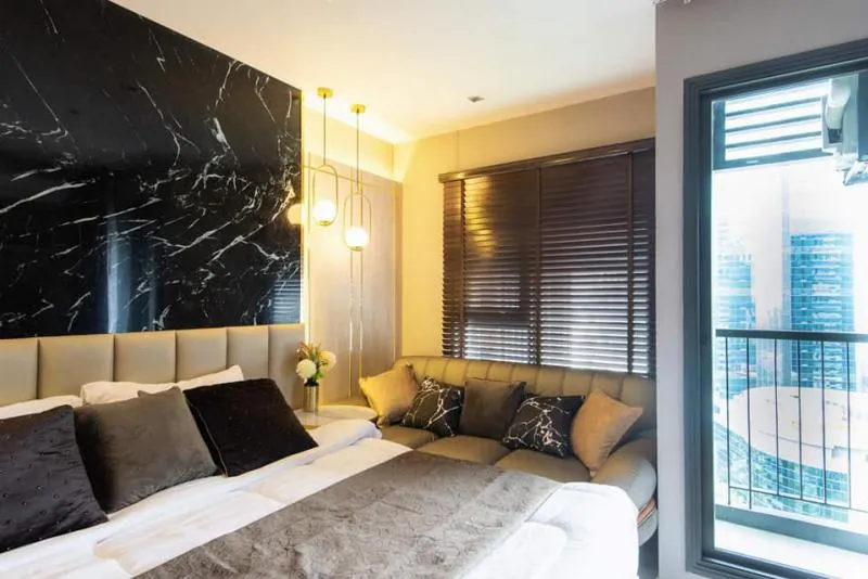 for sale / rent, Life One Wireless, full-built luxury room Full furniture Central is very good Quality location near the BTS, near the mall.