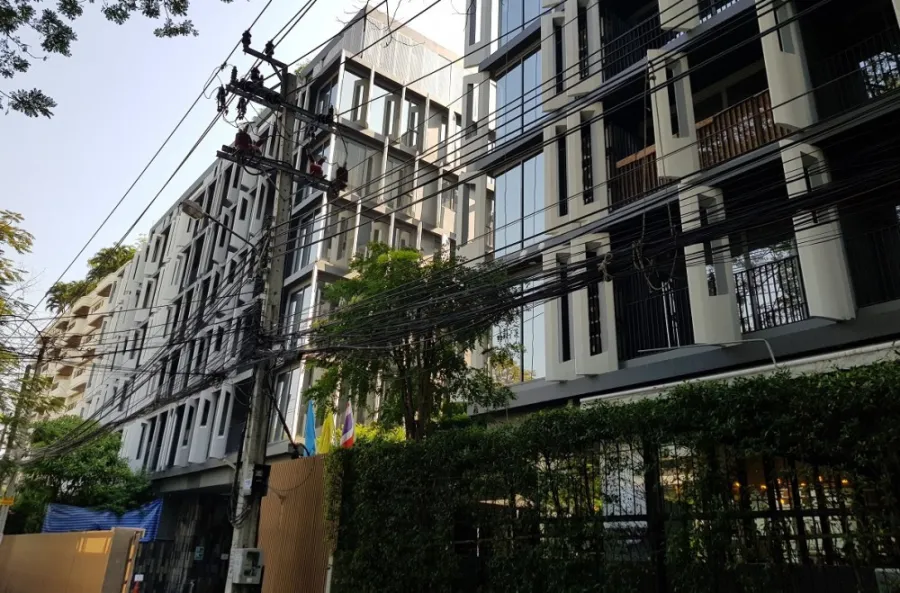 For sale for rent Siamese Gioia Sukhumvit 31, beautifully decorated room with built-ins. Good grade furniture Don't just look and reserve quickly.