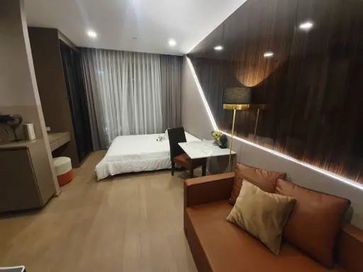Beautiful room, fully furnished, on the 25th floor, Ashton Chula-Silom Condo Can't rent, can't be late !!