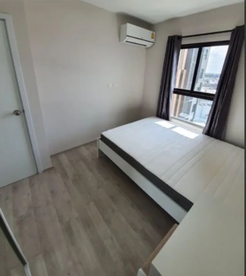 For rent, Plum Condo Central Station Phase 1, high floor, great view, plus a very pleasant room. No reservation, regret instead. Hurry up.