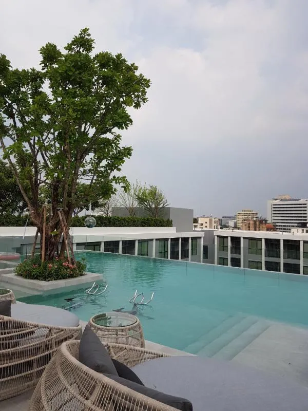 For rent Atmoz Ladprao 15, 3rd floor, Building A, glass wall Create an airy and livable room in a hurry!