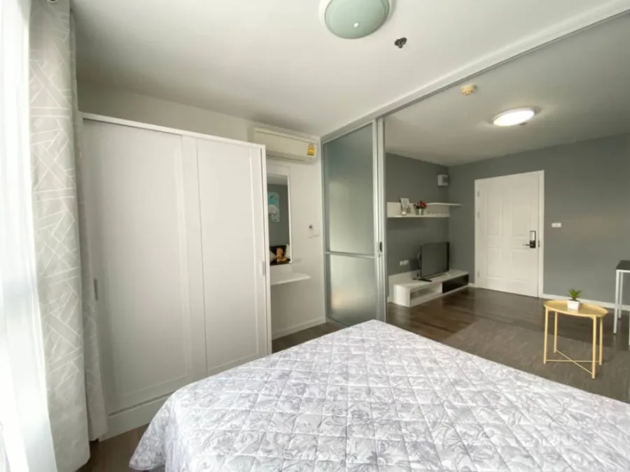Sell/Rent Condo project DBURA Pran Nok, corner room, pool view, good atmosphere, book now!!
