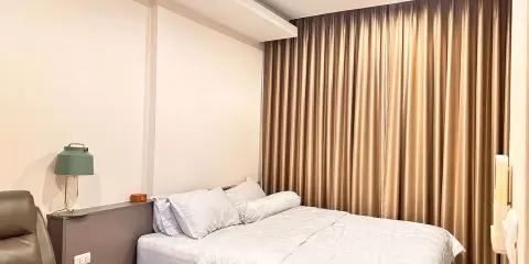 ให้เช่า ดิ ยูนีค เกษตร-นวมินทร์ ห้องมุมไม่ติดกับใคร มีโซฟาหนังอย่างดีนั่งสบายสุดๆ ไม่จองแล้วจะเสียใจ