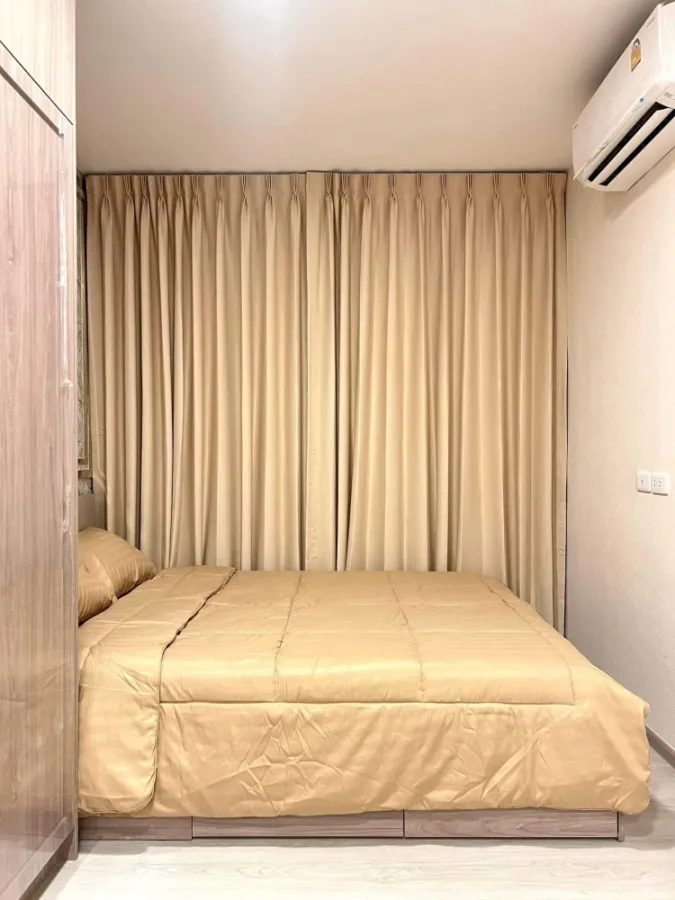 For rent: Plum Condo Sukhumvit 62, 8th floor, same floor as common area, beautifully decorated, fully furnished, very well-toned, don't miss it.