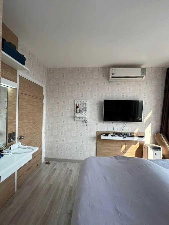 For sale: Manor Sanambinnam, 2 bedrooms, 2 bathrooms, fully furnished, very beautiful view. Let me tell you, it's worth it. Book now.