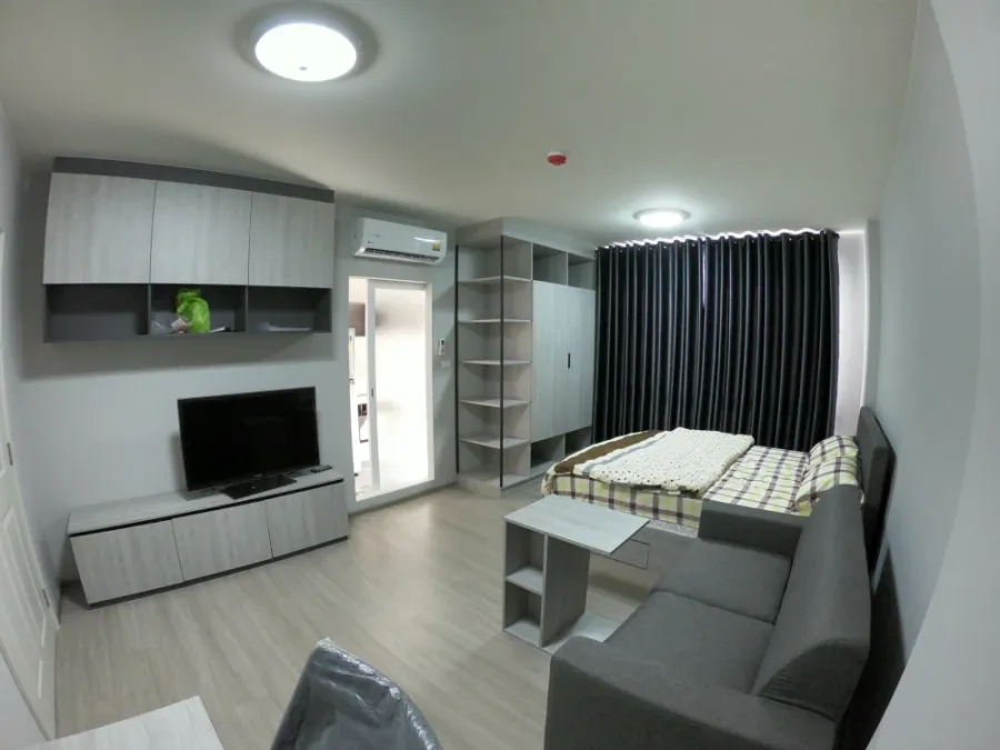 For rent: Dcondo Campus Kampangsaen, 4th floor unit with pool view, fully furnished. Book now!
