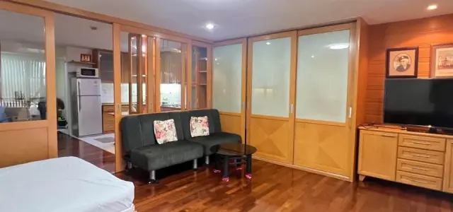 ขาย First Tower ชั้น 10 ห้องกว้าง แต่งครบ พร้อมอยู่ สนใจจองเลย ด่วนๆ images