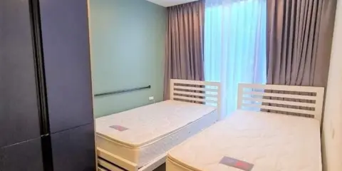 ให้เช่า คอนโด แอททิจูด บียู วิวสระว่ายน้ำและตึก ห้องอยู่ทางทิศไต้ พลาดไม่ได้แล้ว