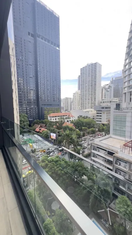 ขาย Celes Asoke ชั้น 10 ห้องกว้างมาก ตกแต่งเรียบหรู ดูดีสุดๆ เฟอร์นิเจอร์อย่างดีทุกชิ้น จองด่วนๆ