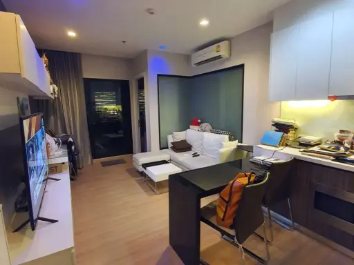 ให้เช่า Urbano Absolute Sathon-Taksin	ห้องตกแต่งสวย วิว IconSiam ชัดแจ๋ว เฟอร์ครบ พร้อมอยู่ images