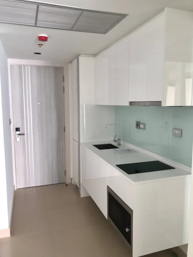 For rent: Sand Condominium Pattaya (South Pattaya), spacious studio room, airy, comfortable, sea view, book now!