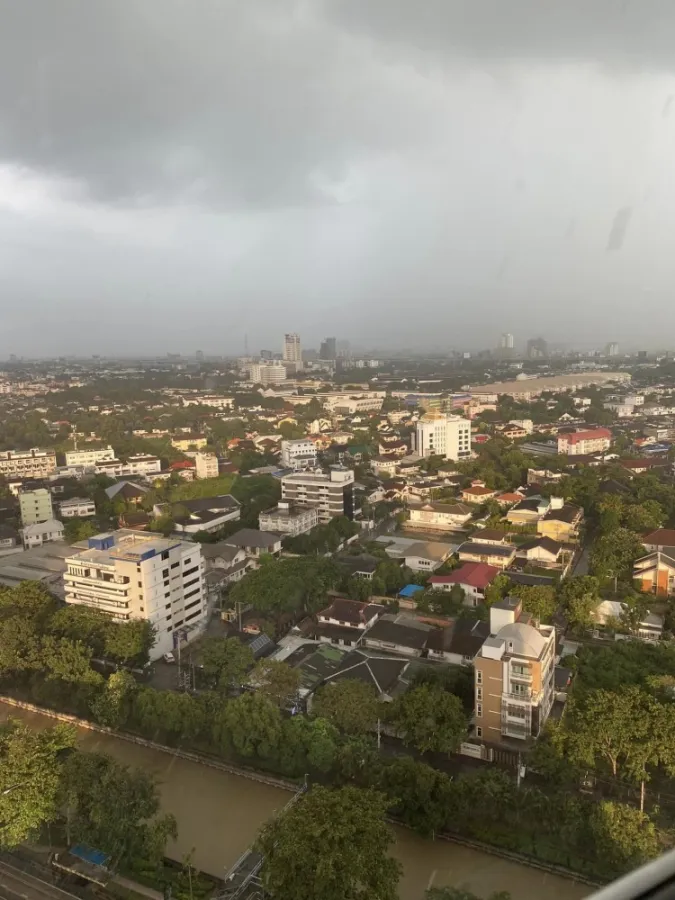 Sell, rent, Lumpini Ville Prachachuen-Phongphet, 2 floors, high floor, clear view, complete electrical appliances, low price, quick reservation.