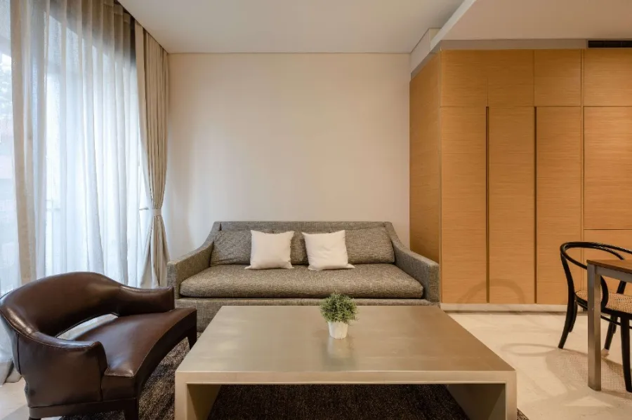 ขาย ศาลาแดง เรสซิเด้นท์ ชั้น 6 วิวเมือง มี walk in closet แต่งครบครัน พร้อมเข้าอยู่ได้ทันที จองด่วน