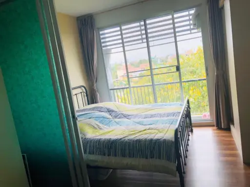 Sell A Space Sukhumvit 77, 5th floor, partitioned room With fully furnished, book now, don't wait.