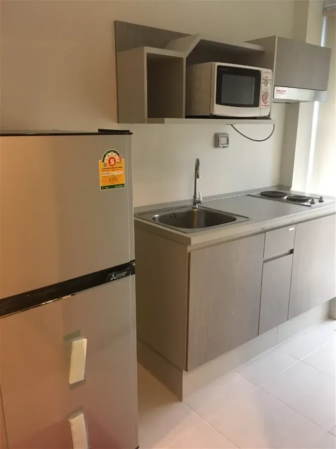 ให้เช่า พรีมิโอ เฟรสโก ห้องริม 1นอน มีความเป็นส่วนตัว เฟอร์นิเจอร์ครบ สนใจจองด่วนๆเลยจ้า