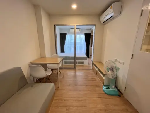 For rent: Senakit BTS Saphan Mai, swimming pool view. Complete facilities Hurry and reserve it quickly.
