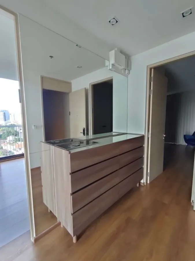 For rent sell Park 24 Origin Phrom Phong, 2-bedroom premium room, beautiful open view in 3 directions, decorated in a luxurious Scandinavian style.