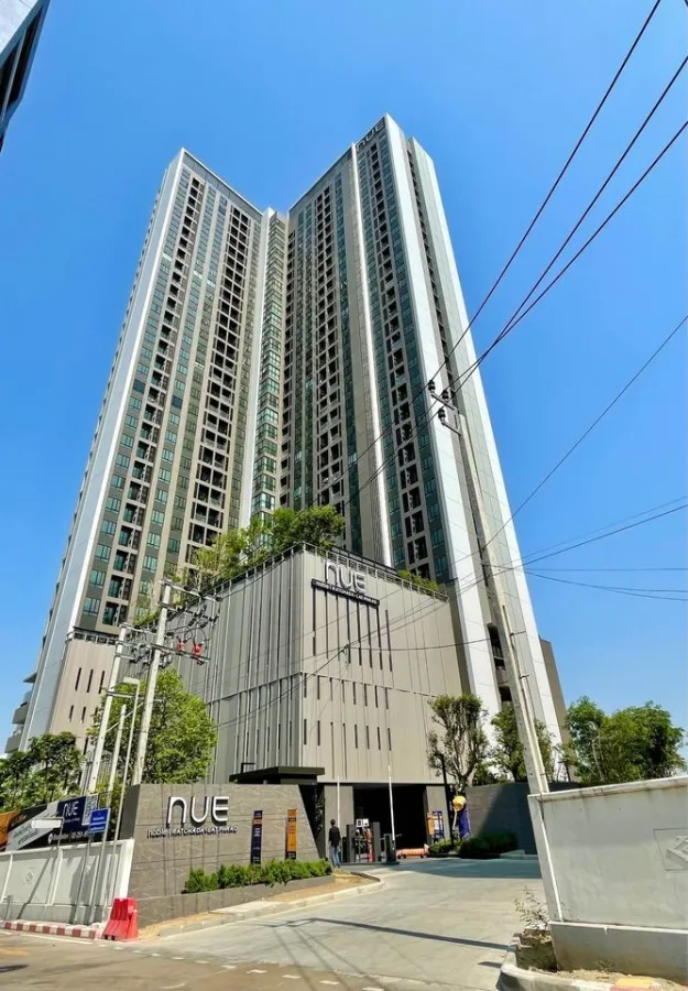 ให้เช่า Nue Noble Ratchada Ladphroa ห้อง one bed room ชั้น 19 หันหน้าเข้าเมืองไปทาง จองเลยจ้า