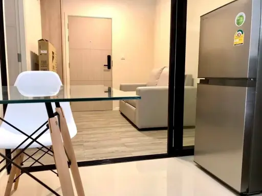 For sale or rent: IKON Sukhumvit 77, 3rd floor, fully furnished room, nice to live in, reserve now, don't wait, hurry!