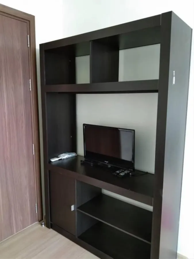 ห้องเลิศมากก ได้นอนชิวดูวิวเมืองแจ่มๆ ราคานี้คุ้มสุดๆ รีบจองเลยที่ The Base แจ้งวัฒนะ ให้เช่า