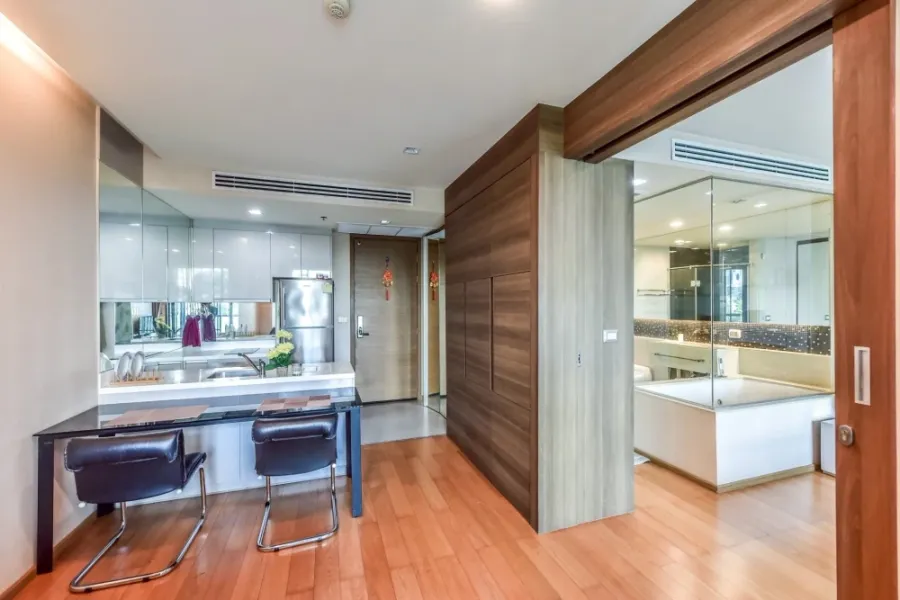 ขาย The Address Sathorn 1 ห้องนอน พื้นที่ใช้สอยเยอะ ทำเลดี เดินทางสะดวก เฟอร์ครบครัน จองเลย
