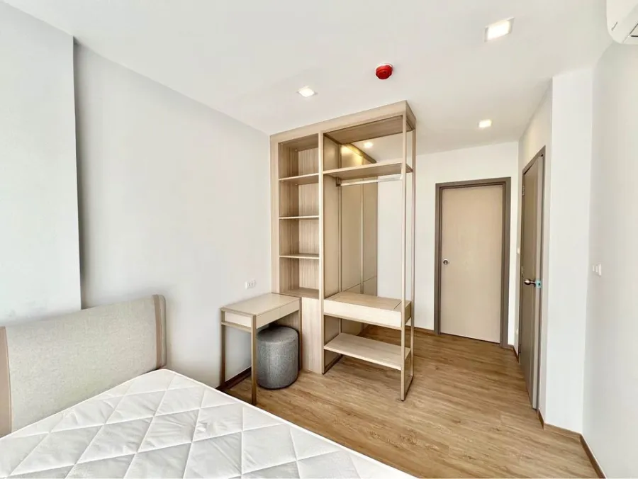 ให้เช่า คอนโด The Nest สุขุมวิท 71 ชั้น 6 วิวสระว่ายน้ำ ห้องตกแต่งเรียบง่าย โทนสีสบายตา รีบจองเลย