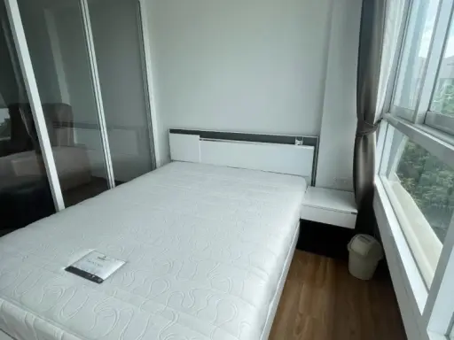 For rent: i-biza Condominium RCA, separated room. Fully furnished Hurry and reserve it and move in now.