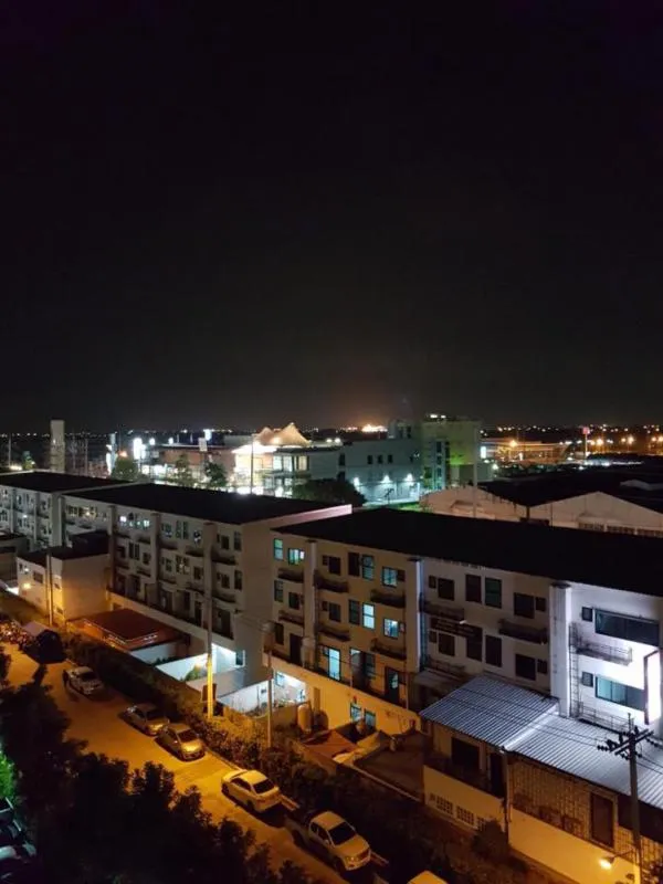 ให้เช่า วี คอนโด ลาดกระบัง 1นอน 1น้ำ ชั้น8 ห้องสวย เฟอร์ครบ รีบจองเลย