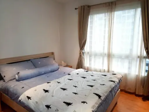 For rent, The President Sathorn-Ratchapruek, 3 rooms, cute decoration, simple look, warm tones, good views, fully furnished.