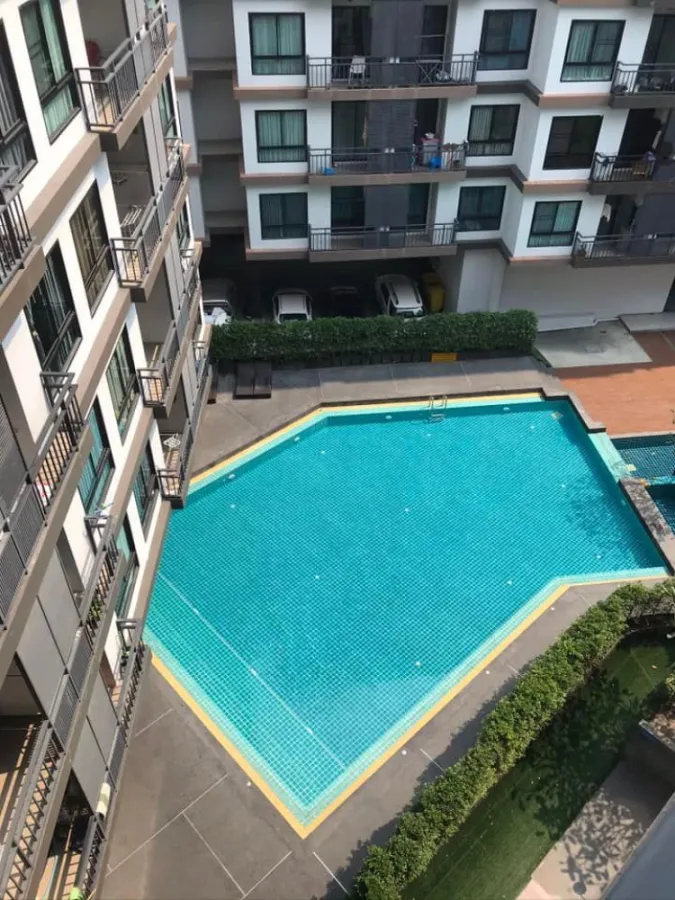 Selling Living Avenue Bangsaen, 6th floor, pool view, beautiful room, good location, friendly price, book now!!