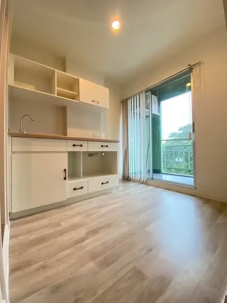 For sale: Lumpini Ville Sukhumvit 109–Bearing, empty room, not very high floor, reserve now.