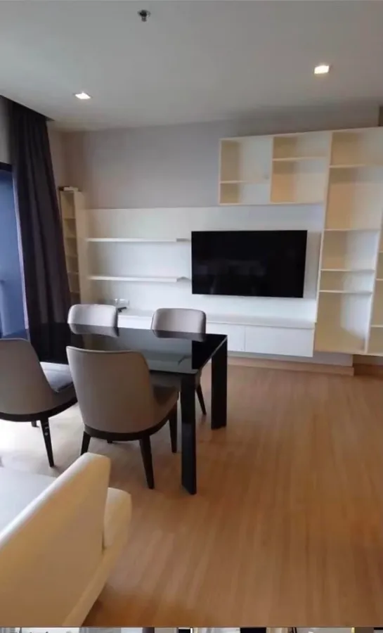 For sale Urbano Absolute Sathon-Taksin 2 bedrooms, fully furnished, book now, don't miss out.